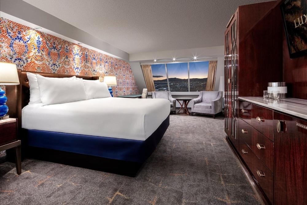 Luxor Hotel & Casino By Suiteness Las Vegas Buitenkant foto